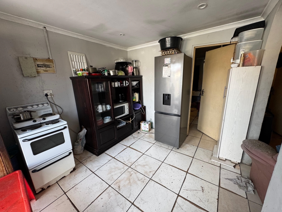 4 Bedroom Property for Sale in Delft South Western Cape